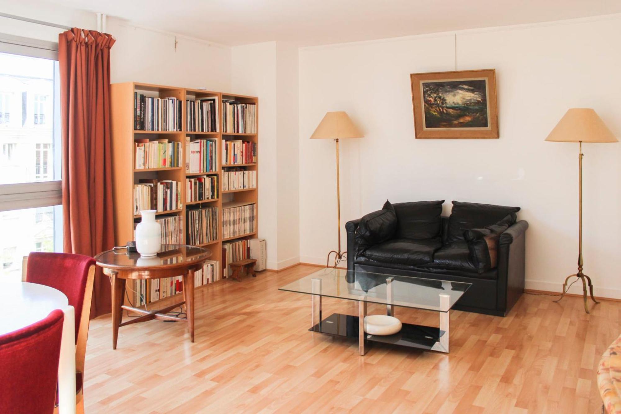 Duplex Near St Lazare Apartment Asnieres-sur-Seine